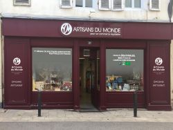 ARTISANS du MONDE